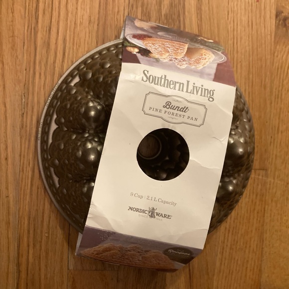 Nordic Ware Pine Forest Bundt Pan, Silver - Picture 2 of 7